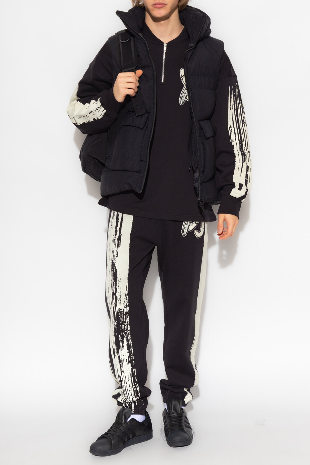 【Alexander McQueen】ストライプラグビーシャツ ☆送料関税込☆ ALEXANDER MCQUEEN】袖ロゴ 長袖 シャツ【送料関税込】